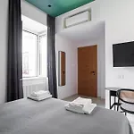 Weaver Suites By Dimorra