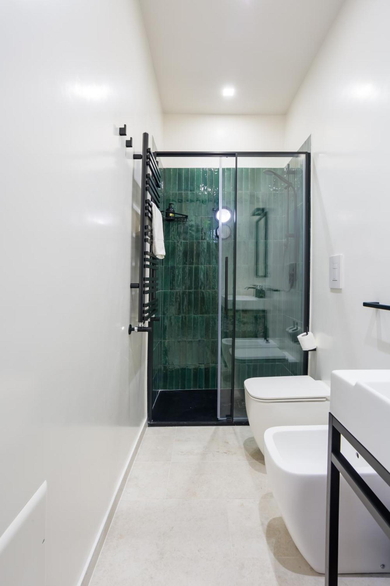 Weaver By Dimorra Aparthotel *